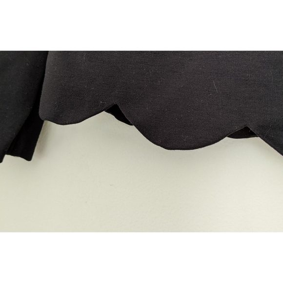 Kate Spade Black Ponte Scallop Crop Top Size 4 - Picture 6 of 7